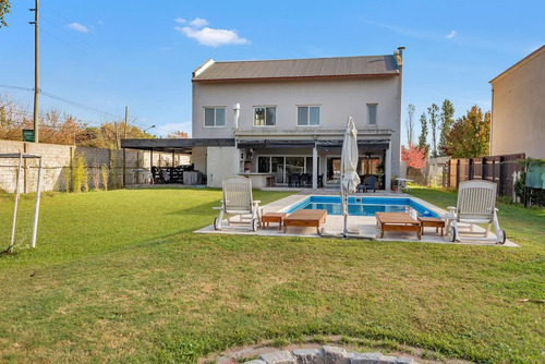 Casa En Venta Barrio Las Libres Ubicado En Garin, Escobar, G.b.a. Zona Norte