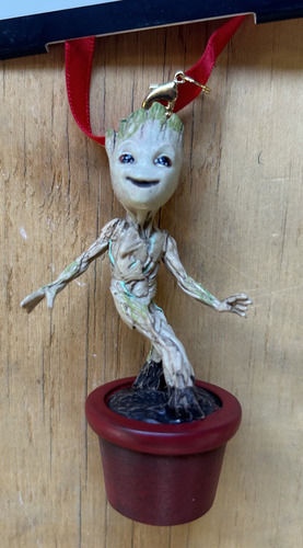 Ornamento Marvel Groot En Maceta Original Disney Store