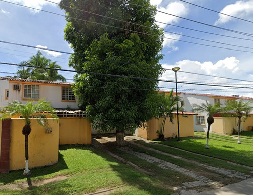 Sk17 Hermosa Casa En Venta, En Excelente Estado Ideal Para Iniciar Tu Patrimonio En La Mejor Zona De Acapulco Llano Largo, Pago Accesible En 2 Exhibiciones, Solo Recursos Propios. No Infonavit