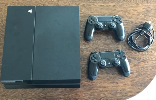 Sony Playstation 4 (usada) 500gb + 2 Controles Ps4