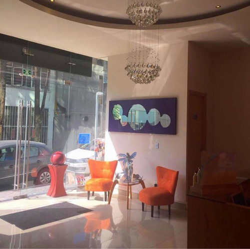 Imagen 1 de 4 de Se Traspasa Local Para Clínica De Belleza O Spa En La Col An