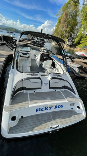 Imagen 9 de 10 de Bote Lancha Yate Yamaha Ar210