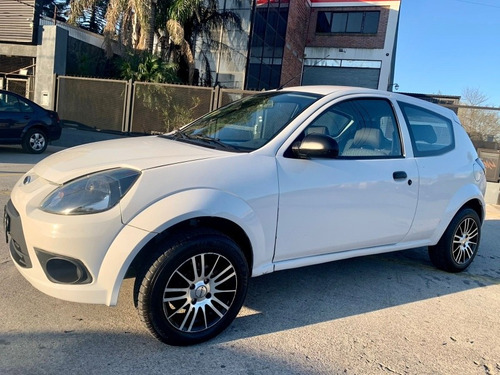 Imagen 1 de 7 de Ford Ka 1.6 Fly Viral 95cv 2013