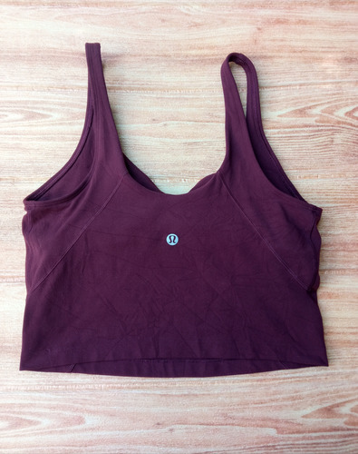 Lululemon - Aling Camiseta Top De Yoga Para Dama. Bordó Lisa Chica ( 6 )