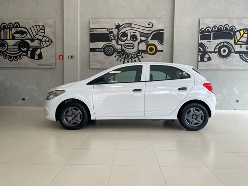 Chevrolet Onix ONIX HATCH LS 1.0 8V FLEXPOWER 5P MEC.