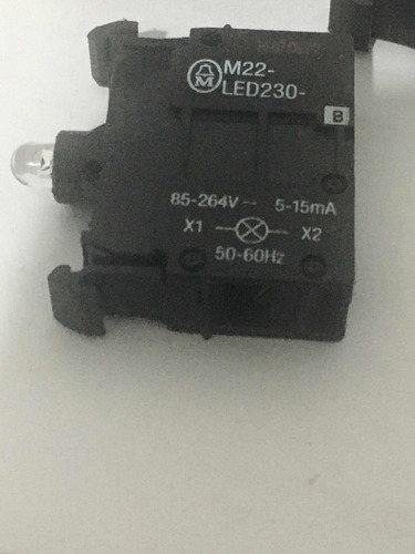 M22-led230-b Led Azul 120v -230v Frontal 3pzas Moeller (Usado)