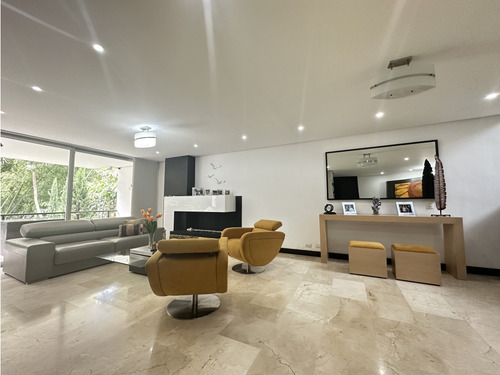Venta Casa Envigado Sector La Intermedia Con Piscina