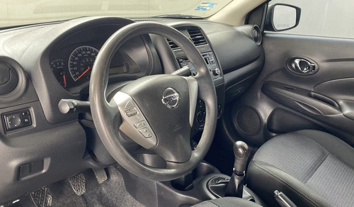 Imagen 10 de 13 de Nissan Versa 2019 1.6 Sense Mt
