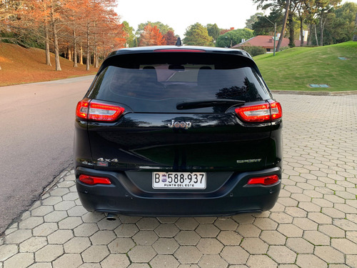 Cherokee Sport 2.4l Automática, Extra Full . Permuto / Vendo