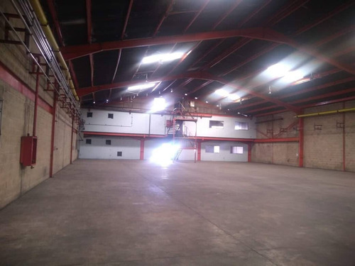 Imagen 8 de 16 de Johanna Castillo Vende 04145951217 Galpon En Guacara