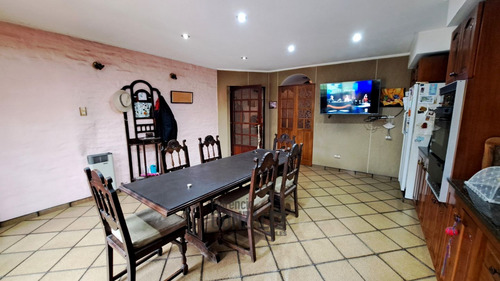 Venta Casa 5 Ambientes En Ramos Mejia