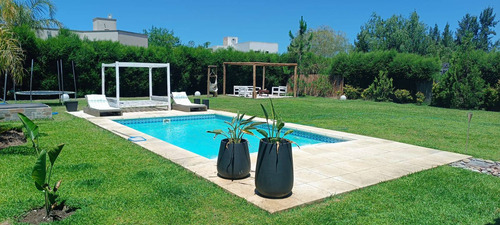 Casa 4 Ambientes En Venta En Tigre Barrio Santa Catalina