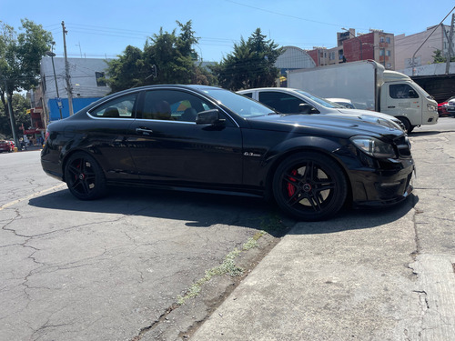 Amg Mercedes C63 Negro Interiores Rojo