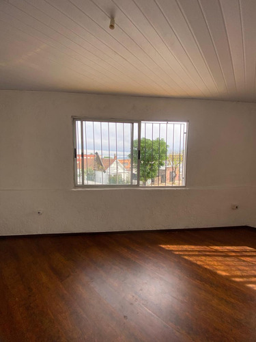 Casa En Venta O Alquiler, Cerrito De La Victoria. Excelente Ubicación