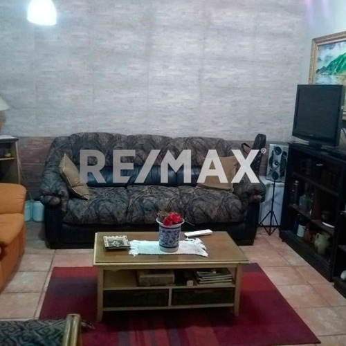 Imagen 5 de 10 de Casa Llano Alto San Francisco Remax Mariaf Espinoza