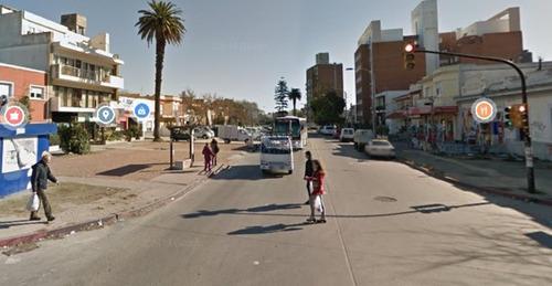 Local Galpon Deposito La Blanqueada Venta Cadiz Y Luis A. De Herrera 700m A 2 Calles.