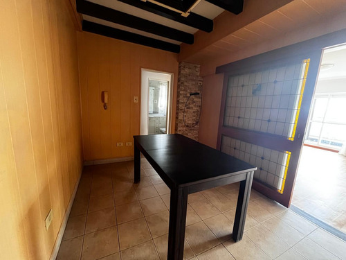 Departamento En Venta Piso Exclusivo, Luminoso, Balcon Al Frente Y Contra Frente, 3 Amplios Dormitorios