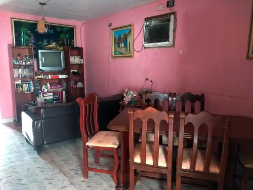 Imagen 1 de 7 de 04126887776 Casa En Venta Las Calderas Coro Urb. El Cardon #22-9953