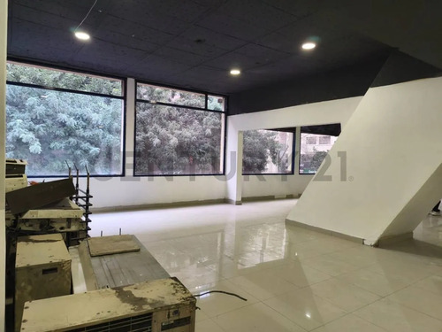 Arriendo Gran Local En Centro Cívico Santiago Centro