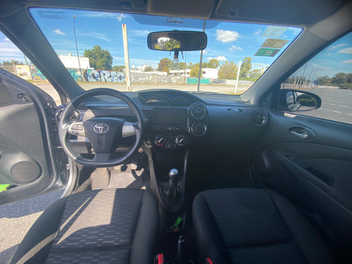 Toyota Etios 1.5 Xls
