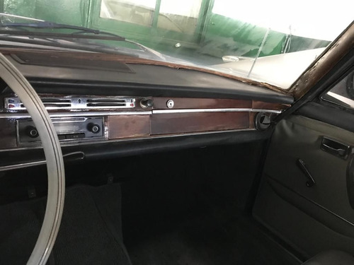 Mercedes Benz 250 S