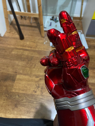 Guantes Del Infinito Thanos Flexible Led Vengadores Iron Man