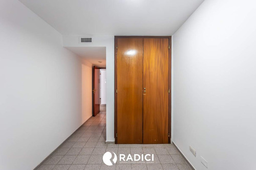 Venta Gran Departamento En Torres De Plaza España! La Mejor Ubicacion Y Espectacular Vista!