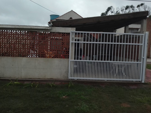 Se Vende Excelente Complejo En Barra Del Chuy