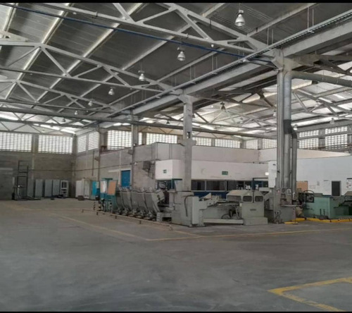 #1700 Galpón De 8.000 + 5.000 M2 De Patio, Ubicado En Zona Industrial De Guatire.