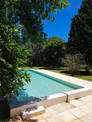 Casa En Venta, Estilo Chacra