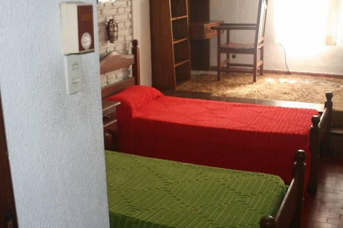Imagen 8 de 23 de Casa Con Pileta Y Quincho En Roldán En Venta
