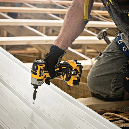 Imagem 6 de 7 de Parafusadeira Furadeira Impacto 20v Dewalt Dcd778 + Dcf887