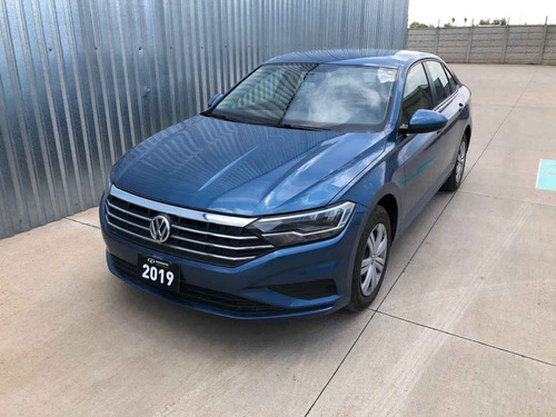 Imagen 1 de 15 de Volkswagen Jetta 2019 1.4 Trendline At