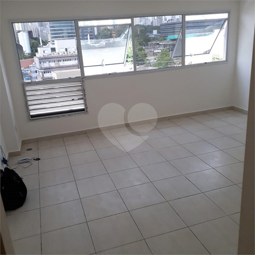Imagem 12 de 21 de Venda Ou Aluga Sala Comercial 30 M³ Com Ponto Para Ar-condicionado E 1 Vaga De Garagem - Barra Funda - Reo369460