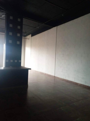 Imagem 2 de 11 de Salao - 7262 - 68407309