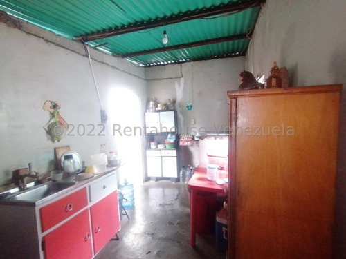 Imagen 2 de 30 de Casa Con Excelente Ubicación Al Este De Barquisimeto En Venta, Cod. 22-22841. Jose López Tlf. 04145533925. Lara, Venezuela