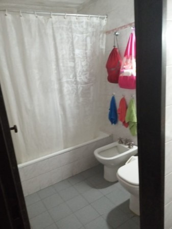 Imagen 9 de 25 de Casa Tipo Chalet En Dos Plantas Apta Para Dos Familias
