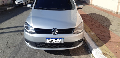 Imagem 3 de 10 de Volkswagen Fox 2014 1.6 Vht Rock In Rio Total Flex 5p