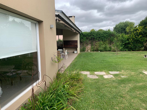Venta Casa El Recodo Lote Central