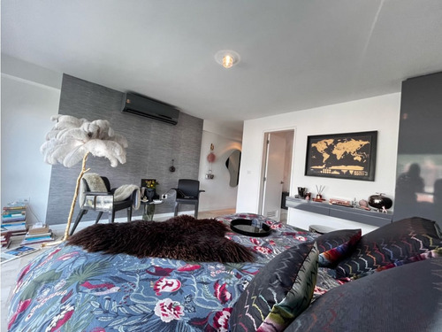 En Venta Exclusivo Apartamento Duplex En Valle Arriba