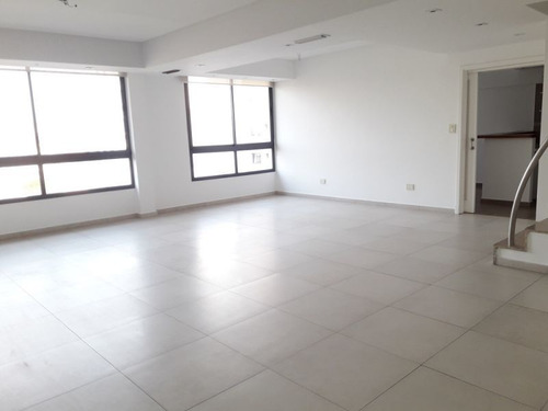 Imagen 2 de 15 de 51 E/18 Y 19 -semipiso 2 Dorm C/cochera- Baum Propiedades