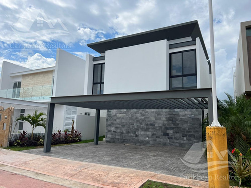 Casa En Venta Lagos Del Sol Cancún