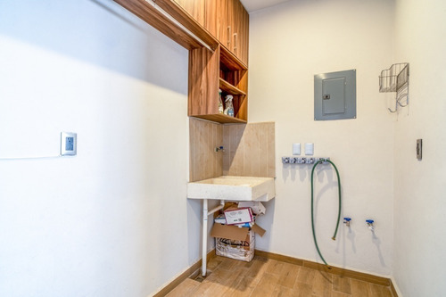 Imagen 11 de 30 de Venta Casa Roof Garden High Gardens Zibata