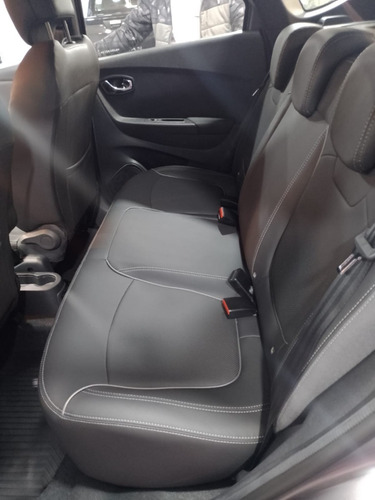 Imagen 11 de 16 de Auto Camioneta Renault Captur Intens 1.6 Cvt