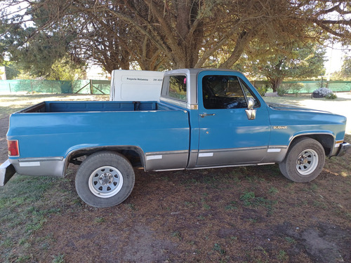 Chevrolet Silverado 1981, Americana, Buen Estado