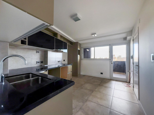 Departamento 2 Dormitorios, Radiadores, Amenities, Pichincha