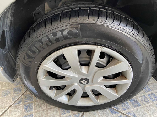 Renault Logan 2014 1.6 Expression Hi-power 4p