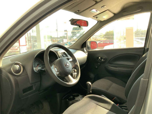 Imagen 14 de 15 de Nissan March 2016 5p Sense L4/1.6 Man