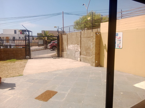 Broker Comercial Bosques 4d-3b-3est-patio