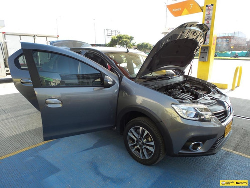 Imagen 11 de 25 de Renault Logan Intens
